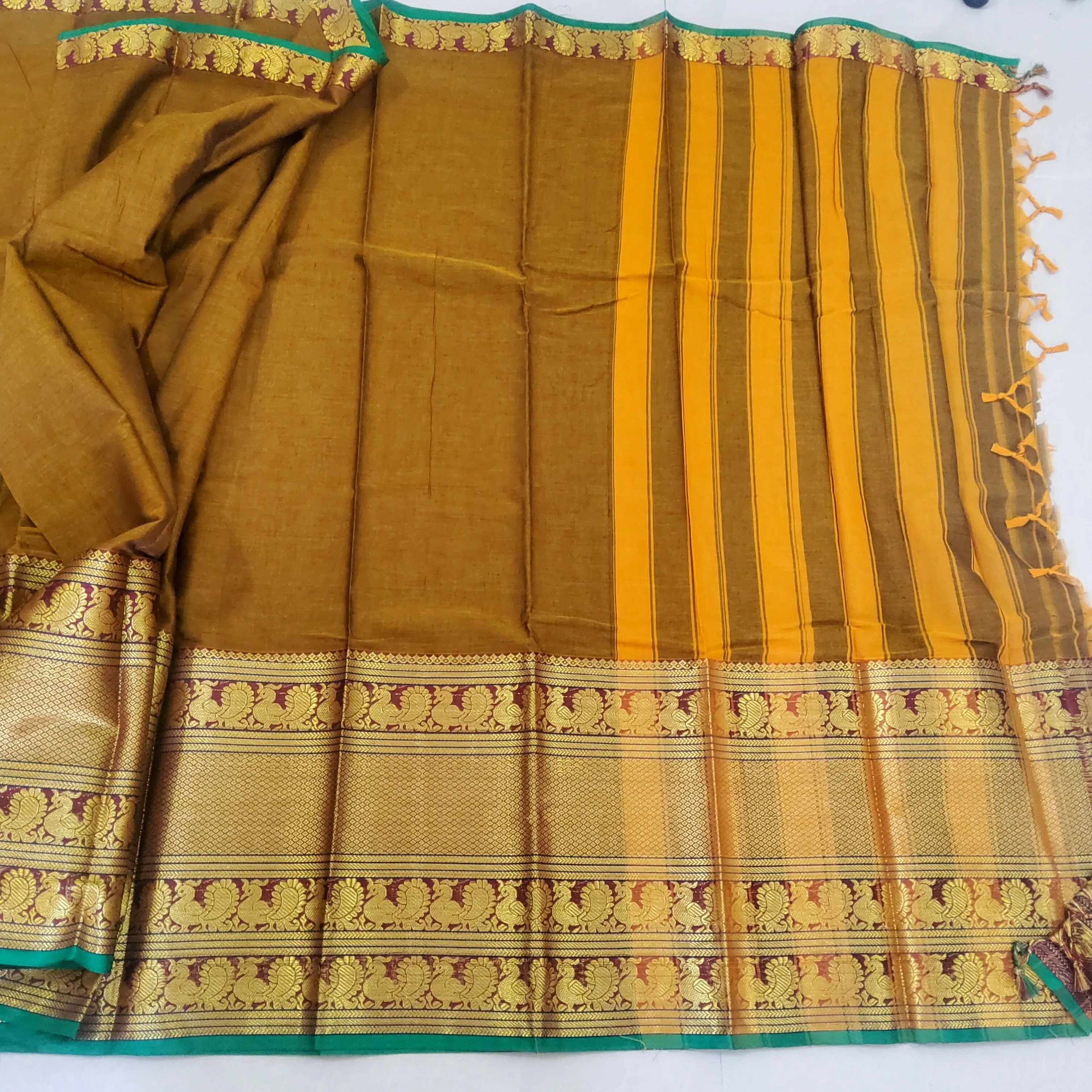 Narayanpet Cotton Saree with Broad Kanchi Border