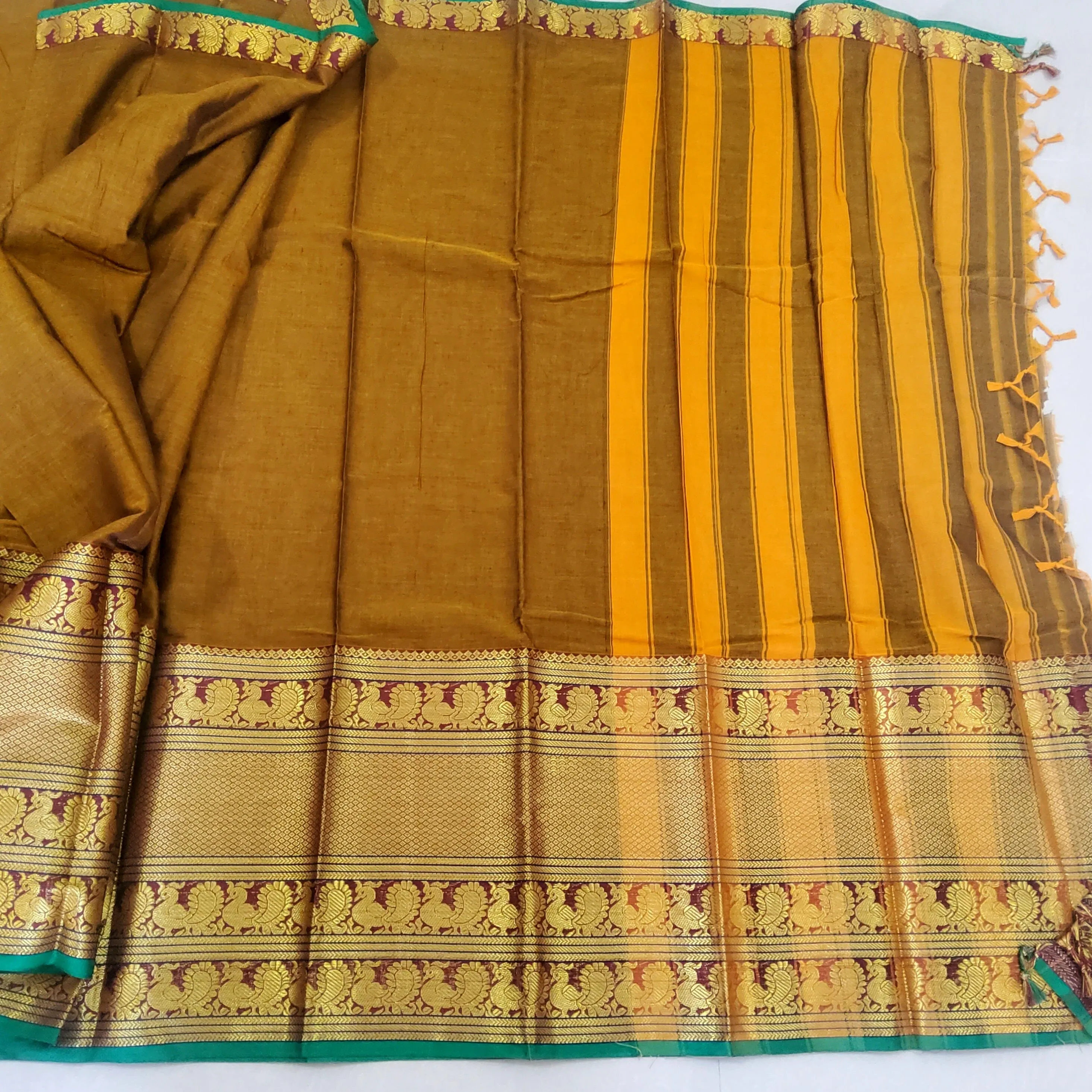 Narayanpet Cotton Saree with Broad Kanchi Border