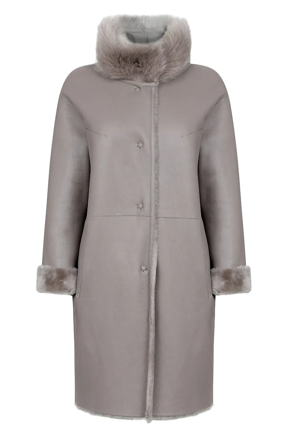 Sure! Here’s an optimized title for the product:

Reversible Shearling Coat in Cocoon Shape - Stylish Zermatt Design
