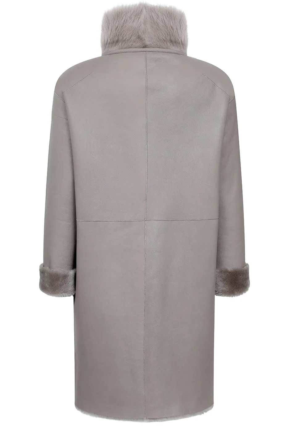 Sure! Here’s an optimized title for the product:

Reversible Shearling Coat in Cocoon Shape - Stylish Zermatt Design